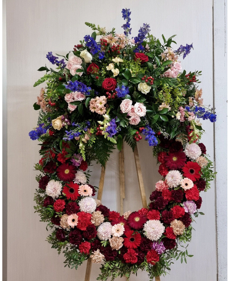 Corona funeraria multicolor en Ciudad Real